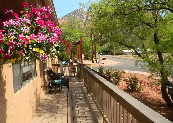 Whispering Creek Bed & Breakfast Sedona